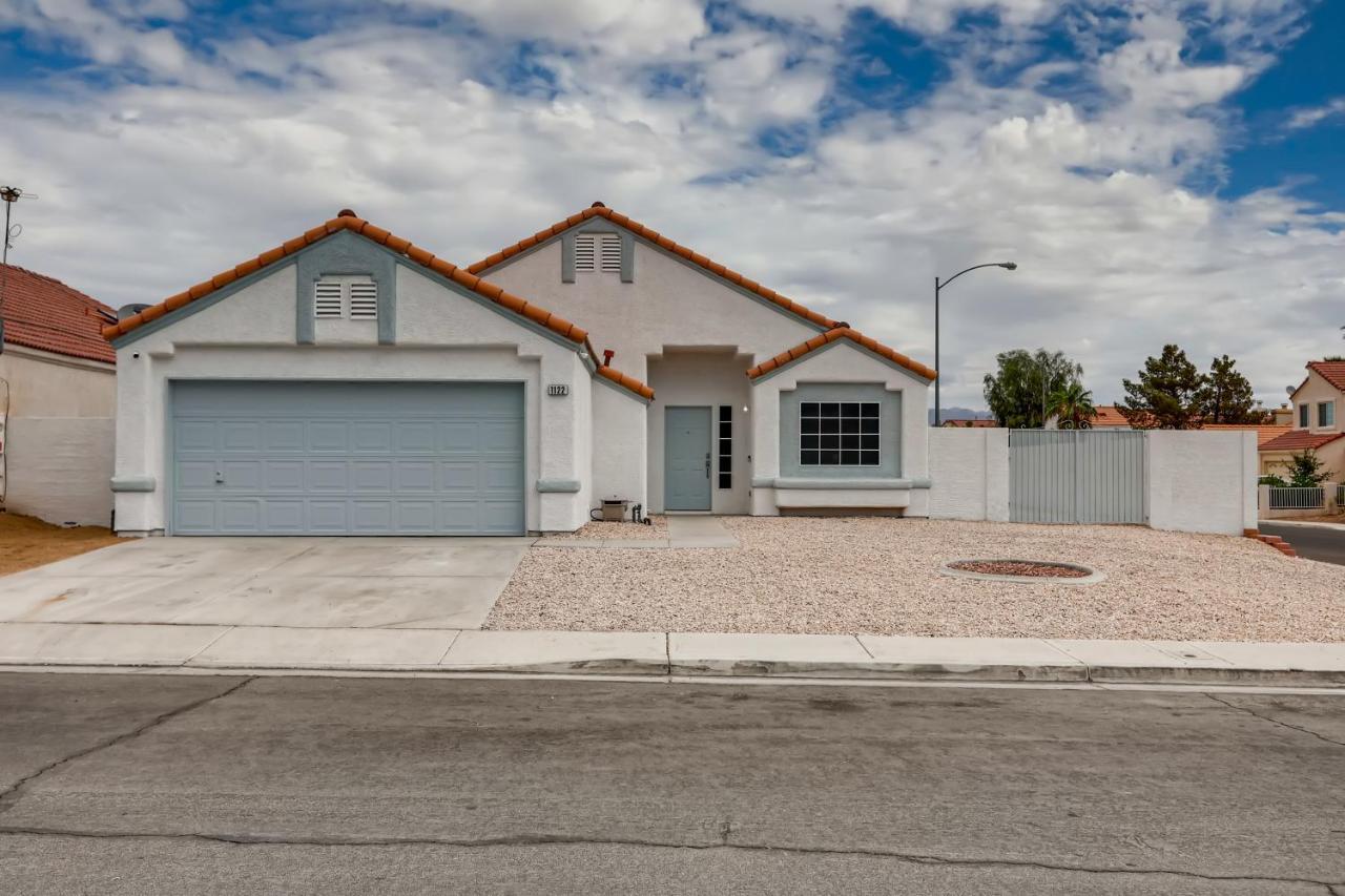 Luxurious House With A Pool, Spa, And Patio, Sleeps 6 Comfortably Las Vegas Exterior foto